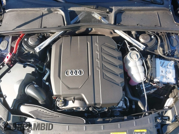 2025 Audi A5 Sportback S line Premium Plus with VIN WAUFACF51SA011062, listed as a IAAI auction lot 41633015 with 522 mi miles. Bid and sale history available at carsss.com. Image 10.