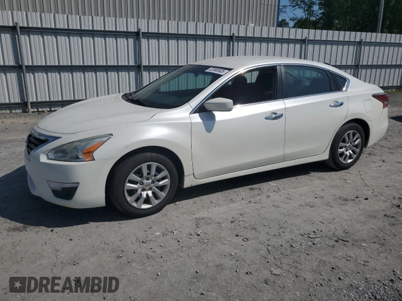 2014 Nissan Altima 2.5 S with VIN 1N4AL3AP2EC173801, listed as a Copart auction lot 52800505 with 212,921 mi miles and Salvage Title. Bid and sale history available at carsss.com. Image 1.