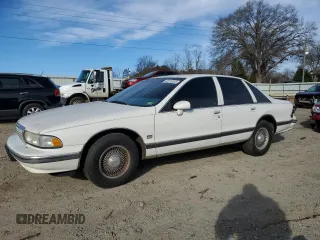 1993 Chevrolet Caprice z VIN 1G1BN5372PW108359, wystawiony jako Copart lot #43176235 z przebiegiem 189 501 mil mil oraz Szkoda całkowita • Salvage title. Historia ofert i sprzedaży dostępna na DreamBid. Obrazek 1.