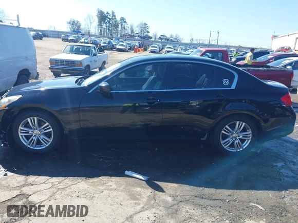 2013 Infiniti G37 Sedan Journey with VIN JN1CV6AP2DM723931, listed as a IAAI auction lot 41741884 with 112,082 mi miles. Bid and sale history available at carsss.com. Image 14.