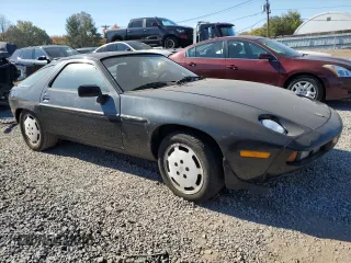 1985 Porsche 928 z VIN WP0JB0928FS861121, wystawiony jako Copart lot #76747554 z przebiegiem 73 056 mil mil oraz Tytuł czysty. Historia ofert i sprzedaży dostępna na DreamBid. Obrazek 4.