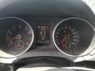 2013 Volkswagen Golf w/Conv z VIN WVWDB7AJ7DW044110, wystawiony jako Copart lot #55535945 z przebiegiem 117 387 mil mil oraz Szkoda całkowita • Salvage title. Historia ofert i sprzedaży dostępna na DreamBid. Obrazek 9.