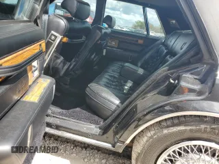 1984 Cadillac Seville z VIN 1G6AS6988EE829387, wystawiony jako Copart lot #75061224 z przebiegiem 643 mil mil oraz Szkody całkowita. Historia ofert i sprzedaży dostępna na DreamBid. Obrazek 12.