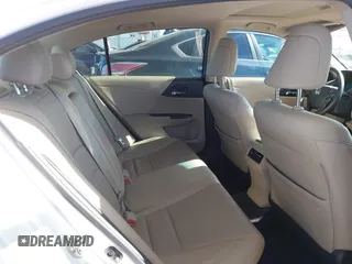 2015 Honda Accord EX-L с VIN 1HGCR6F55FA004767, выставлен на аукционе IAAI как лот 41312588 с пробегом 226 583 миль миль и . История ставок и продаж доступна на DreamBid. Изображение 8.