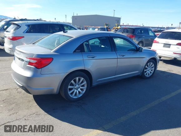 2013 Chrysler 200 Touring with VIN 1C3CCBBG2DN527898, listed as a IAAI auction lot 41850215 with 119,137 mi miles. Bid and sale history available at carsss.com. Image 4.