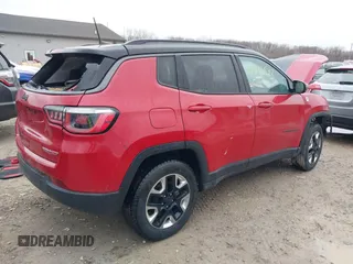 2018 Jeep Compass Trailhawk with VIN 3C4NJDDB2JT441865, listed as a IAAI auction lot 41848542 with 109,696 mi miles and . Bid and sale history available at carsss.com. Image 4.