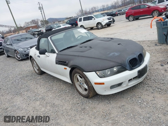 1996 BMW 3 Series Z3 1.9 z VIN 4USCH7322TLB73997, wystawiony jako IAAI lot #41778288 z przebiegiem Nie podano mil oraz . Historia ofert i sprzedaży dostępna na DreamBid. Obrazek 1.
