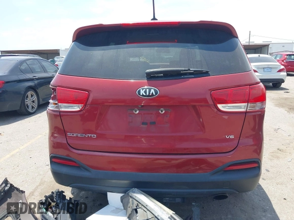 2017 Kia Sorento LX z VIN 5XYPG4A54HG215334, wystawiony jako IAAI lot #42279701 z przebiegiem 144 396 mil mil oraz . Historia ofert i sprzedaży dostępna na DreamBid. Obrazek 17.