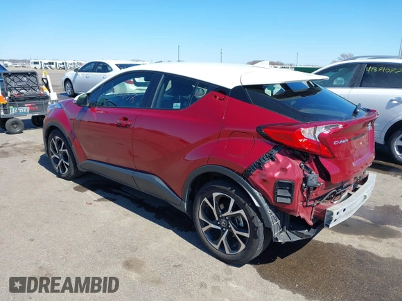 2018 Toyota C-HR XLE with VIN JTNKHMBX5J1006497, listed as a IAAI auction lot 41918758 with 41,668 mi miles. Bid and sale history available at carsss.com. Image 3.