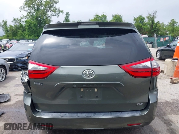 2020 Toyota Sienna XLE Auto Access Seat z VIN 5TDYZ3DC6LS021788, wystawiony jako IAAI lot #42178834 z przebiegiem 132 107 mil mil oraz . Historia ofert i sprzedaży dostępna na DreamBid. Obrazek 17.