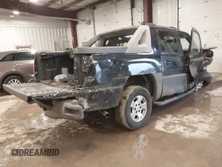 2003 Chevrolet Avalanche z VIN 3GNEK13T63G292241, wystawiony jako IAAI lot #41211184 z przebiegiem 258 158 mil mil oraz . Historia ofert i sprzedaży dostępna na DreamBid. Obrazek 4.