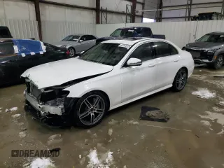 2017 Mercedes-Benz E 300 Luxury with VIN WDDZF4KB5HA087692, listed as a Copart auction lot 46147515 with 78,524 mi miles and Salvage title. Bid and sale history available at DreamBid. Image 1.