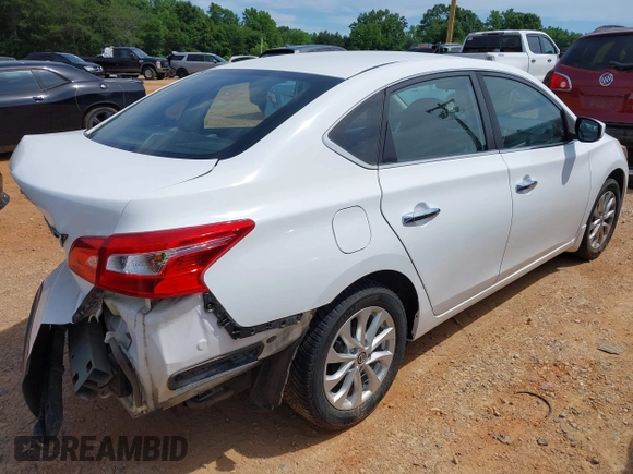 2017 Nissan Sentra SV z VIN 3N1AB7AP9HY376705, wystawiony jako IAAI lot #42298516 z przebiegiem 136 602 mil mil oraz . Historia ofert i sprzedaży dostępna na DreamBid. Obrazek 4.
