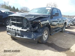 2019 Ram 1500 Classic Tradesman with VIN 1C6RR6FG1KS702041, listed as a IAAI auction lot 41669422 with 57,423 mi miles. Bid and sale history available at carsss.com. Image 18.