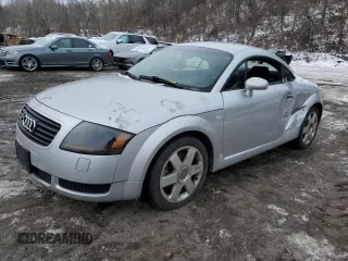 2000 Audi TT z VIN TRUUC28N9Y1024183, wystawiony jako Copart lot #44299185 z przebiegiem 83 522 mil mil oraz Szkody całkowita. Historia ofert i sprzedaży dostępna na DreamBid. Obrazek 1.