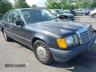 1986 Mercedes-Benz 300 E с VIN WDBEA30D5GA316780, выставлен на аукционе IAAI как лот 42560321 с пробегом 121 146 миль миль и . История ставок и продаж доступна на DreamBid. Изображение 1.