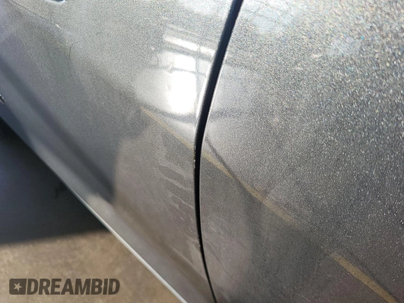 2020 Chevrolet Equinox LT with VIN 2GNAXJEV7L6231331, listed as a IAAI auction lot 42237151 with 85,749 mi miles and . Bid and sale history available at DreamBid. Image 1.