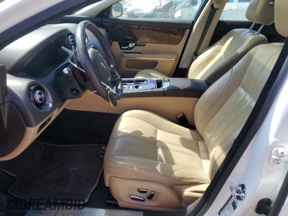 2013 Jaguar XJ with VIN SAJWA1C79D8V51400, listed as a Copart auction lot 54972475 with 79,471 mi miles and Clean Title. Bid and sale history available at DreamBid. Image 7.