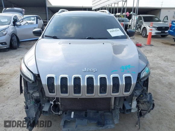 2018 Jeep Cherokee Latitude Plus с VIN 1C4PJLLB7JD552311, выставлен на аукционе IAAI как лот 42054262 с пробегом 164 209 миль миль и . История ставок и продаж доступна на DreamBid. Изображение 12.