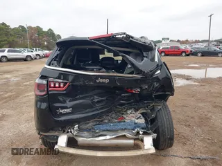 2022 Jeep Compass Latitude with VIN 3C4NJCBB4NT198353, listed as a IAAI auction lot 41048123 with 44,771 mi miles and . Bid and sale history available at carsss.com. Image 17.