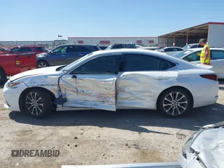 2019 Lexus ES 350 with VIN 58ABZ1B10KU004138, listed as a IAAI auction lot 41859979 with 52,971 mi miles and . Bid and sale history available at DreamBid. Image 14.