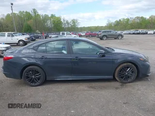 2025 Toyota Camry LE z VIN 4T1DAACK8SU111520, wystawiony jako IAAI lot #42045956 z przebiegiem 5 519 mil mil oraz . Historia ofert i sprzedaży dostępna na DreamBid. Obrazek 13.