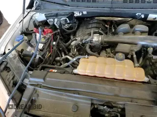 2018 Ford F-150 XL с VIN 1FTMF1CB8JKF16714, выставлен на аукционе Copart как лот 65246045 с пробегом 125 368 миль миль и Списание • Salvage title. История ставок и продаж доступна на DreamBid. Изображение 15.