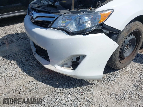 2014 Toyota Camry L with VIN 4T1BF1FK9EU864286, listed as a IAAI auction lot 41921249 with 154,122 mi miles. Bid and sale history available at carsss.com. Image 6.