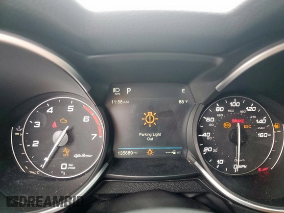 2018 Alfa Romeo Stelvio Sport z VIN ZASFAKPN4J7B72214, wystawiony jako Copart lot #56474125 z przebiegiem 135 689 mil mil oraz Szkoda całkowita • Salvage title. Historia ofert i sprzedaży dostępna na DreamBid. Obrazek 9.