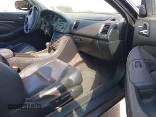 2001 Acura CL Type S with VIN 19UYA42671A017156, listed as a IAAI auction lot 41877914 with 268,214 mi miles. Bid and sale history available at carsss.com. Image 5.
