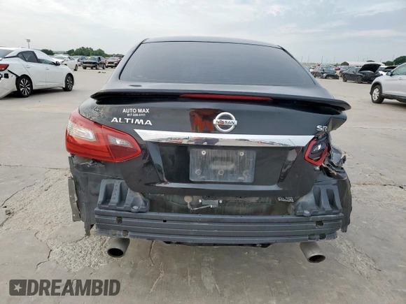 2017 Nissan Altima SV z VIN 1N4AL3AP6HC215276, wystawiony jako Copart lot #59560135 z przebiegiem 158 020 mil mil oraz Czysty tytuł • Clean title. Historia ofert i sprzedaży dostępna na DreamBid. Obrazek 6.