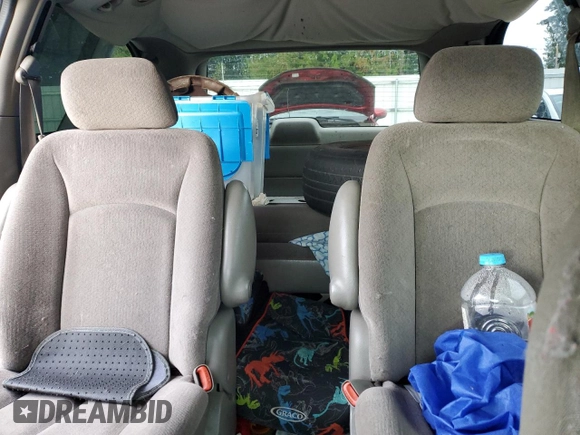 2003 Chrysler Town & Country with VIN 2C8GP24R83R362598, listed as a Copart auction lot 72659214 with 139,713 mi miles and Clean Title. Bid and sale history available at DreamBid. Image 10.