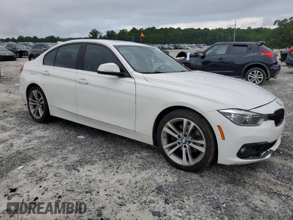2018 BMW 3 Series 330i z VIN WBA8B9G53JNV00383, wystawiony jako Copart lot #60149505 z przebiegiem 152 711 mil mil oraz Czysty tytuł • Clean title. Historia ofert i sprzedaży dostępna na DreamBid. Obrazek 4.
