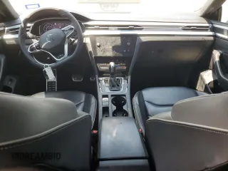 2021 Volkswagen Arteon SEL R-Line with VIN WVWHR7AN7ME009959, listed as a Copart auction lot 65902124 with 49,029 mi miles and Salvage title. Bid and sale history available at DreamBid. Image 8.
