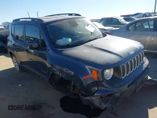 2021 Jeep Renegade Latitude with VIN ZACNJCBB1MPN26170, listed as a IAAI auction lot 41422828 with 40,451 mi miles. Bid and sale history available at carsss.com. Image 1.