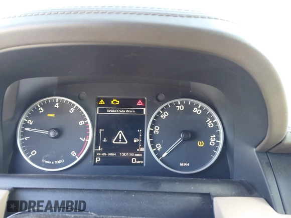 2015 Land Rover LR4 Lux with VIN SALAK2V64FA762380, listed as a IAAI auction lot 41364704 with 130,118 mi miles and . Bid and sale history available at DreamBid. Image 7.