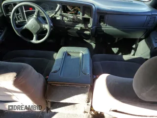 2001 Chevrolet Silverado 1500HD LS z VIN 1GCGC13U11F200328, wystawiony jako Copart lot #79548524 z przebiegiem 225 971 mil mil oraz Szkoda całkowita • Salvage title. Historia ofert i sprzedaży dostępna na DreamBid. Obrazek 8.