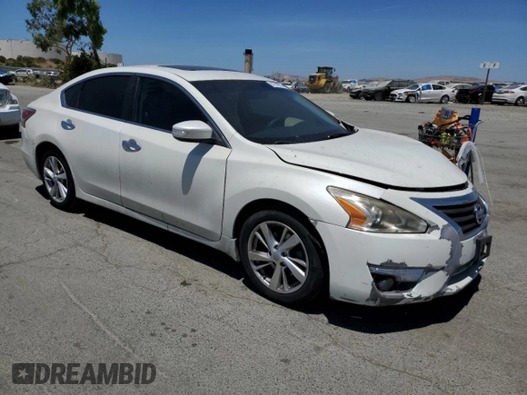 2015 Nissan Altima 2.5 with VIN 1N4AL3AP6FN879269, listed as a Copart auction lot 61616975 with 109,292 mi miles and Salvage title. Bid and sale history available at DreamBid. Image 4.