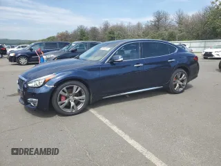2017 Infiniti Q70 3.7 z VIN JN1BY1PR3HM210529, wystawiony jako Copart lot #68966204 z przebiegiem Nie podano mil oraz Nie do naprawy. Historia ofert i sprzedaży dostępna na DreamBid. Obrazek 1.