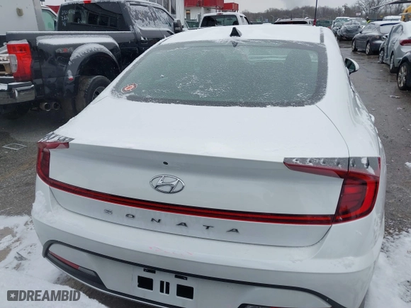 2022 Hyundai Sonata SE with VIN 5NPEG4JAXNH143533, listed as a IAAI auction lot 38498144 with 16,972 mi miles. Bid and sale history available at carsss.com. Image 16.