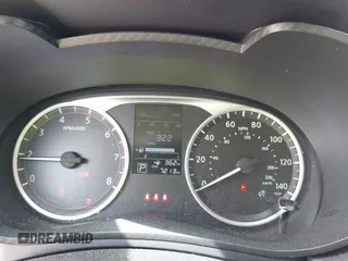 2024 Nissan Versa S z VIN 3N1CN8DV5RL848834, wystawiony jako IAAI lot #42091656 z przebiegiem 7 213 mil mil oraz . Historia ofert i sprzedaży dostępna na DreamBid. Obrazek 7.
