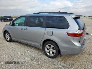 2017 Toyota Sienna LE Auto Access Seat with VIN 5TDKZ3DC5HS861042, listed as a Copart auction lot 60690025 with 85,021 mi miles and Salvage title. Bid and sale history available at DreamBid. Image 2.