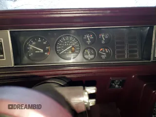 1987 Oldsmobile Cutlass z VIN 1G3GR1195HP307304, wystawiony jako Copart lot #83901444 z przebiegiem 4856 mil mil oraz Nie do naprawy. Historia ofert i sprzedaży dostępna na DreamBid. Obrazek 9.