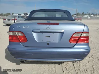 2002 Mercedes-Benz CLK-Class with VIN WDBLK65G82T122427, listed as a Copart auction lot 88716605 with 176,571 mi miles and Salvage Title. Bid and sale history available at carsss.com. Image 6.