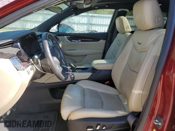 2017 Cadillac XT5 Premium Luxury FWD with VIN 1GYKNCRS4HZ118585, listed as a Copart auction lot 53738845 with 50,638 mi miles and Salvage Title. Bid and sale history available at DreamBid. Image 7.