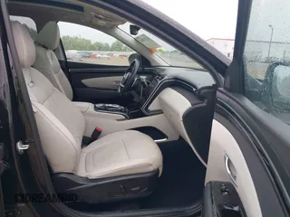 2024 Hyundai Tucson Limited z VIN 5NMJECDE6RH351604, wystawiony jako IAAI lot #42213263 z przebiegiem 24 900 mil mil oraz . Historia ofert i sprzedaży dostępna na DreamBid. Obrazek 5.