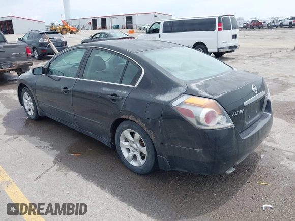 2007 Nissan Altima 2.5 with VIN 1N4AL21EX7C185738, listed as a IAAI auction lot 42117302 with 237,676 mi miles. Bid and sale history available at carsss.com. Image 3.