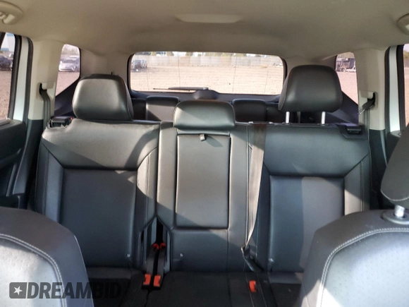 2019 Volkswagen Atlas SE with VIN 1V2WR2CA6KC559505, listed as a Copart auction lot 57183825 with 111,377 mi miles and Salvage title. Bid and sale history available at DreamBid. Image 10.