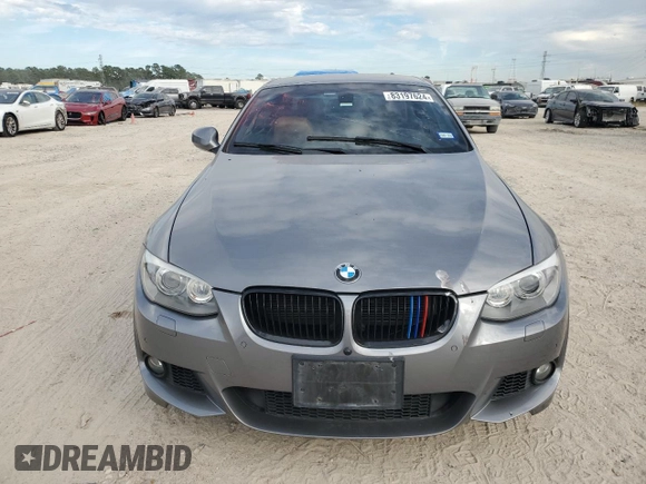 2012 BMW 3 Series 335i z VIN WBADX7C58CE744687, wystawiony jako Copart lot #83197624 z przebiegiem 157 416 mil mil oraz Szkoda całkowita • Salvage title. Historia ofert i sprzedaży dostępna na DreamBid. Obrazek 5.