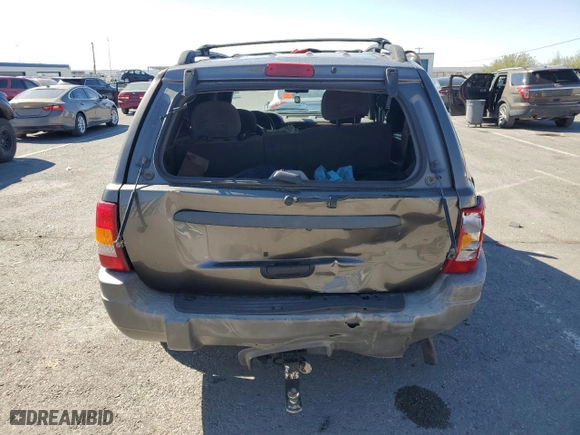 1999 Jeep Grand Cherokee Laredo with VIN 1J4GW58SXXC786179, listed as a Copart auction lot 79774564 with 272,192 mi miles and Salvage Title. Bid and sale history available at carsss.com. Image 6.